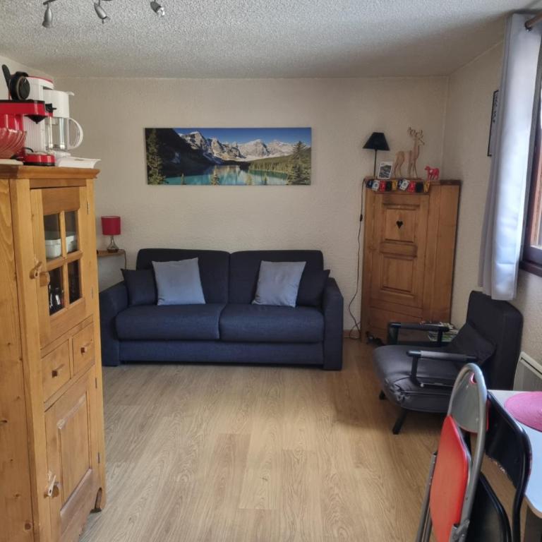 Studio 2 personnes Serre Chevalier 1350m LE BOIS DES COQS 5min des pistes avec balcon 5m2 parking et casier à ski - Studio avec Balcon - 3