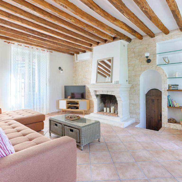 Appartement avec jardin - A 10 minutes de Disneyland - Apartment with Shower - 10