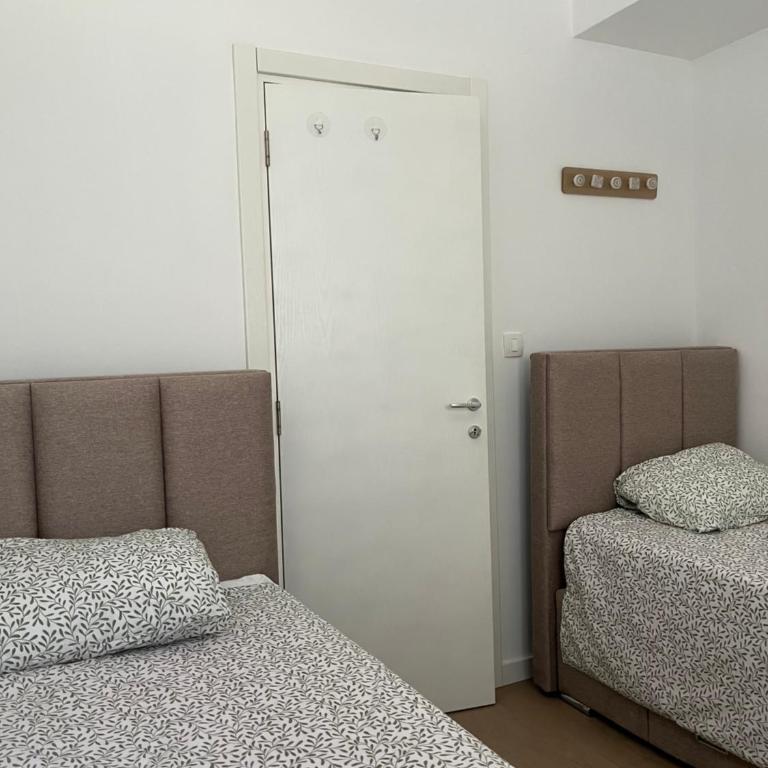 Lux apartment Tivat - Two-Bedroom Apartment - 18