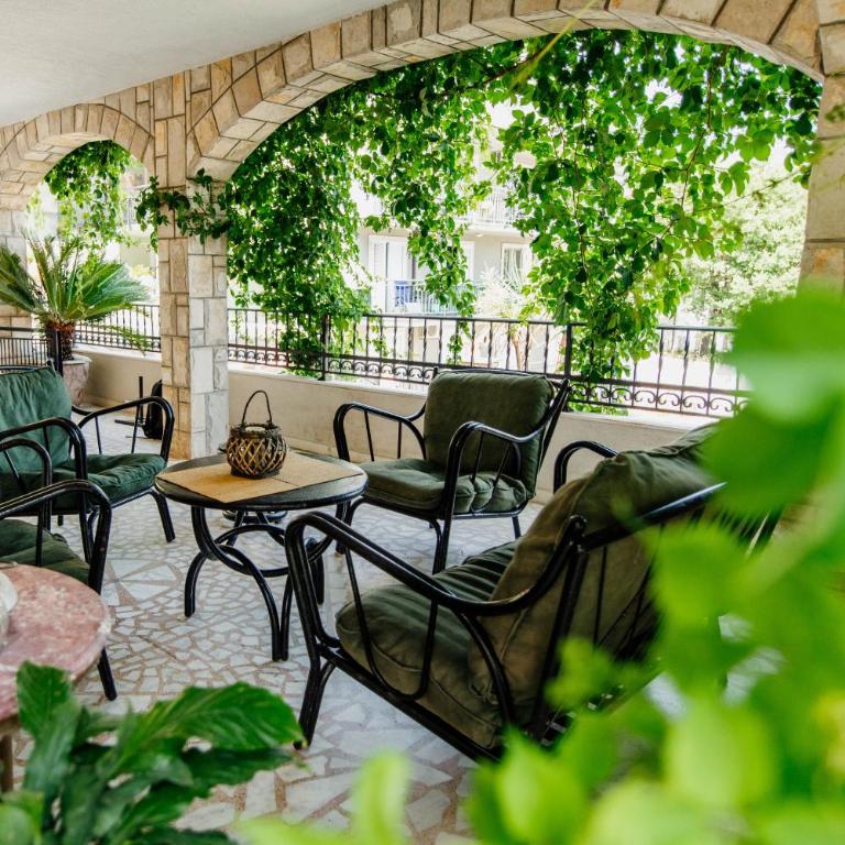 Villa Danigo - Three-Bedroom Superior Apartment - 1