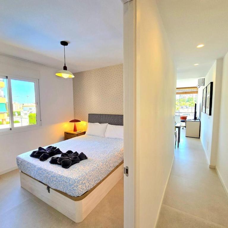 Sunshine Blue Skies and Seaview 2 Bedroom Apartment Seasonal Pool Free wifi and dedicated workspace by NAMASTE ELITE - Apartamento de 2 dormitorios - 6