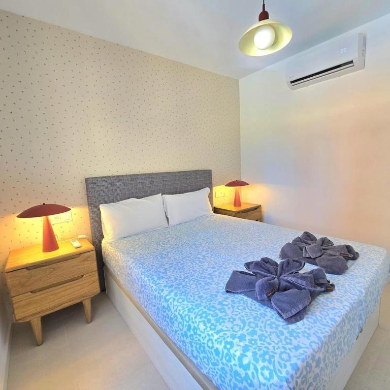 Sunshine Blue Skies and Seaview 2 Bedroom Apartment Seasonal Pool Free wifi and dedicated workspace by NAMASTE ELITE - Apartamento de 2 dormitorios - 9