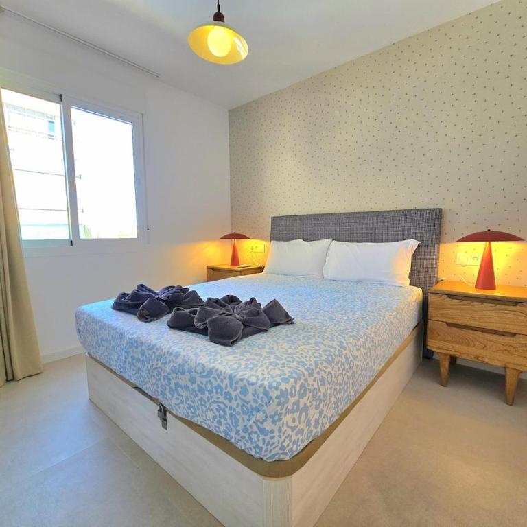 Sunshine Blue Skies and Seaview 2 Bedroom Apartment Seasonal Pool Free wifi and dedicated workspace by NAMASTE ELITE - Apartamento de 2 dormitorios - 28