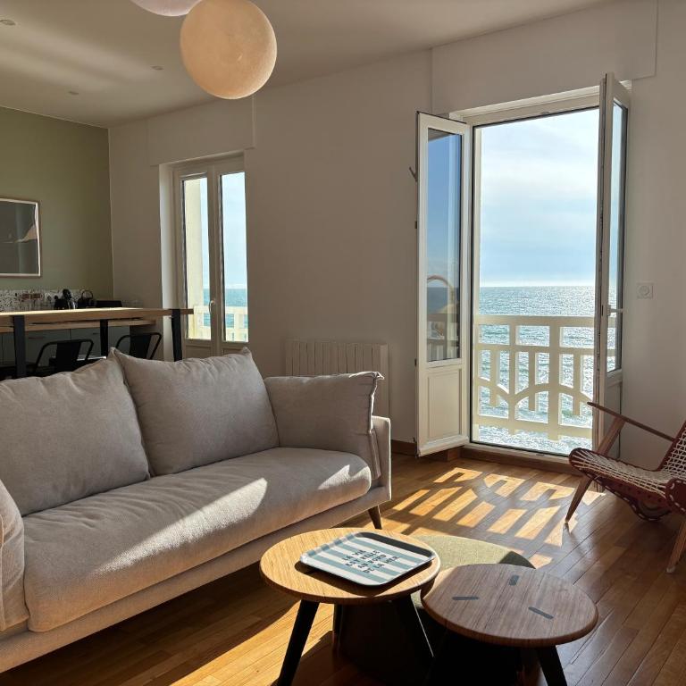 T h e - P L A I C E - Apartment mit 3 Schlafzimmern und Meerblick - 9
