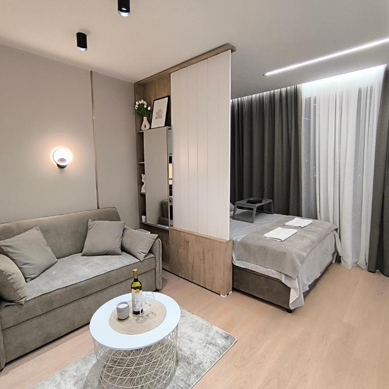 Gallery-mall Studio Belgrade Waterfont - Studio with Balcony - 28