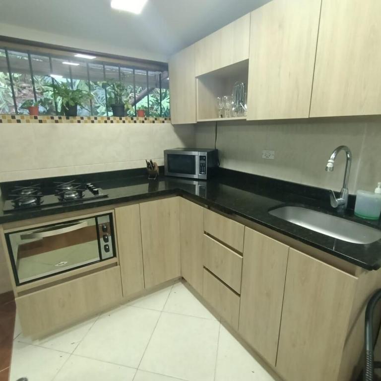 Apartamento Campestre para 5H Poblado San Lucas apt 112 - One-Bedroom Apartment - 5