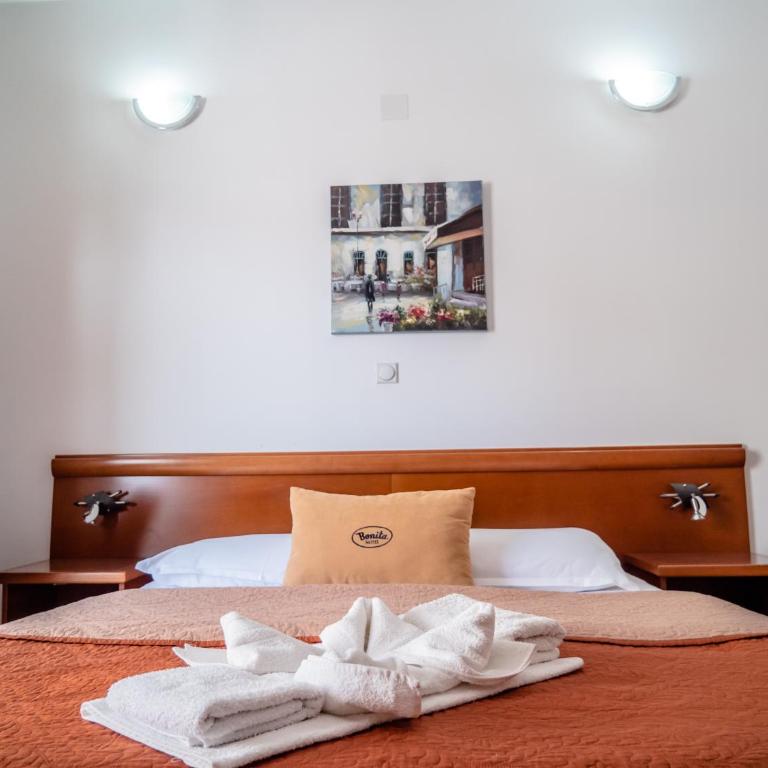 Apartments Bonita - Klasična Trokrevetna Soba - 9