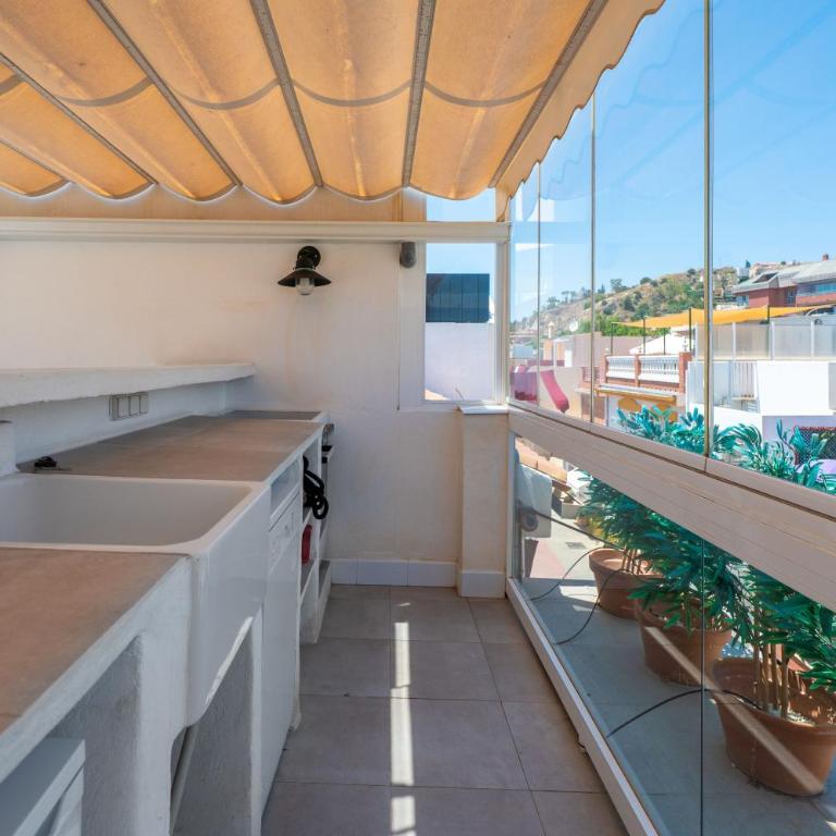 Seaside Home Malaga Jacuzzi Terrace Near Beach - Casa de 3 dormitorios - 14