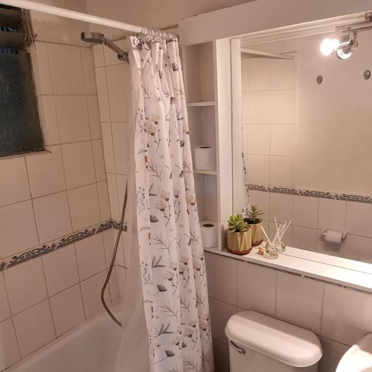 Depto III céntrico RDKL - Three-Bedroom Apartment - 10