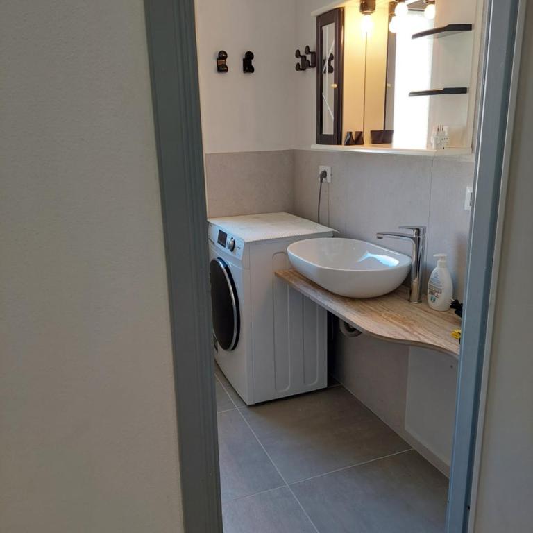 Casa Gemma - Appartamento con 2 Camere da Letto - 52