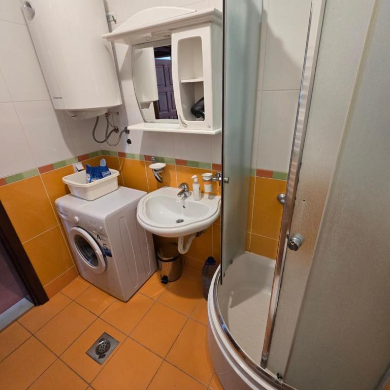 Villa Relax Apartments - Apartman Tipa "Suite" s 3 Spavaće Sobe - 8