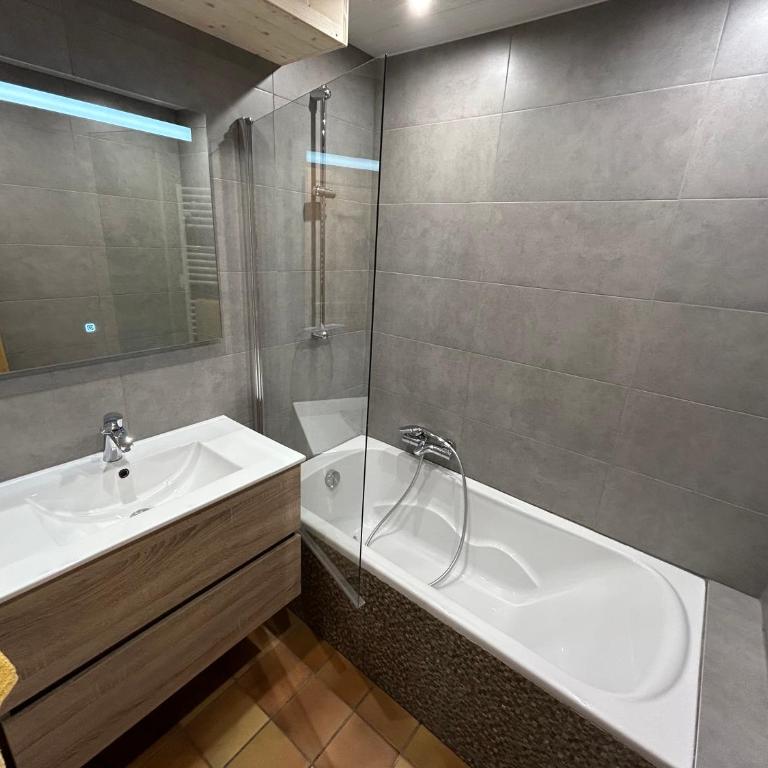 Appartement clos du linga pieds des pistes du LINGA - Appartement 2 Chambres - 11
