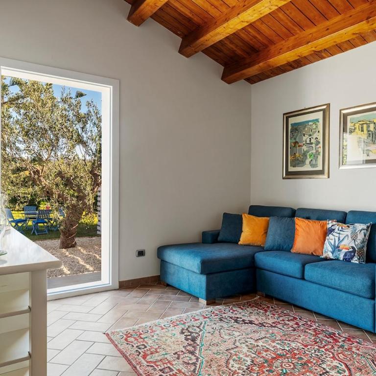 Incantevole villa con piscina e giardino a poca distanza dalle spiagge piu belle - Casa Vacanze - 8