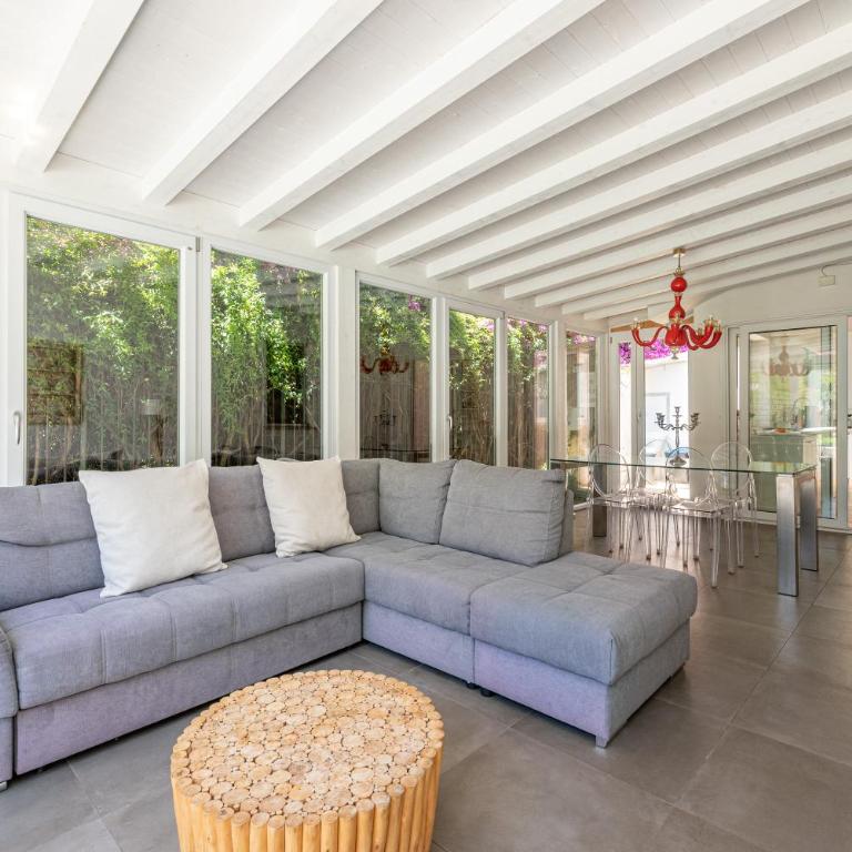 Villa Nika - Three-Bedroom Villa - 44