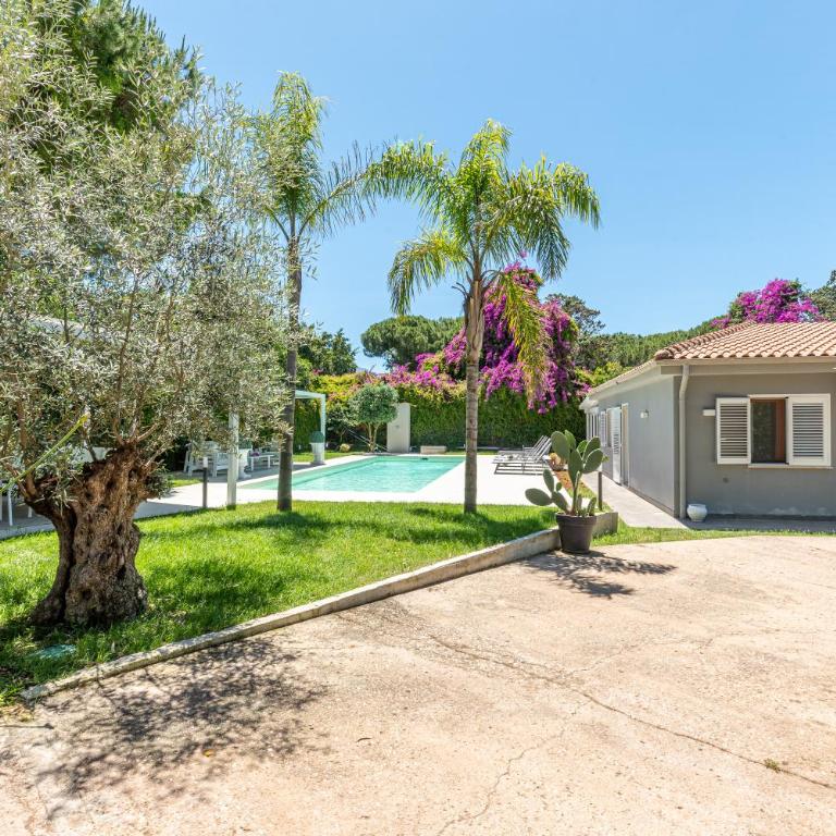 Villa Nika - Three-Bedroom Villa - 46