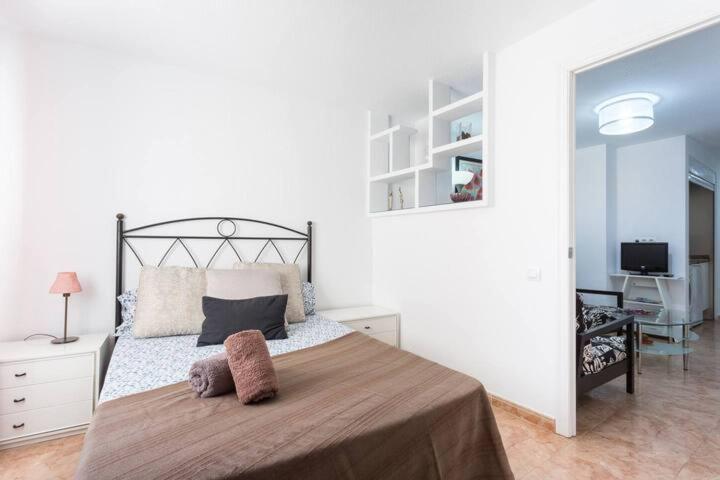 Center's Nest - One-Bedroom Apartment - 1