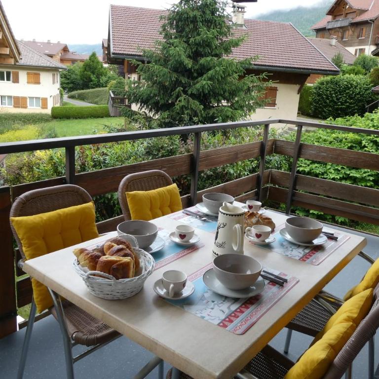 Appt avec balcon centre du village - Appartement - 1