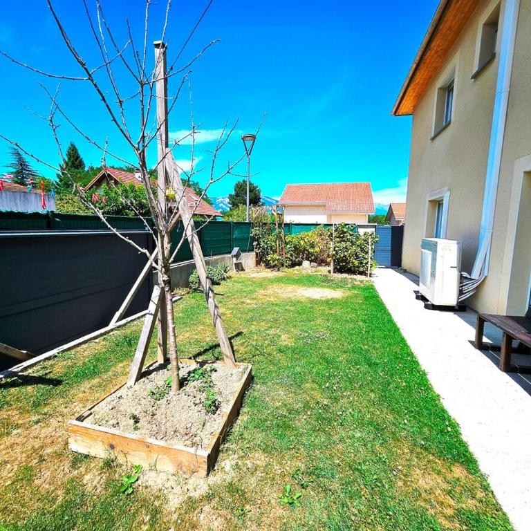 Suréquipée avec cuisine extérieure, climatisation - Villa - Vue sur Jardin - 2
