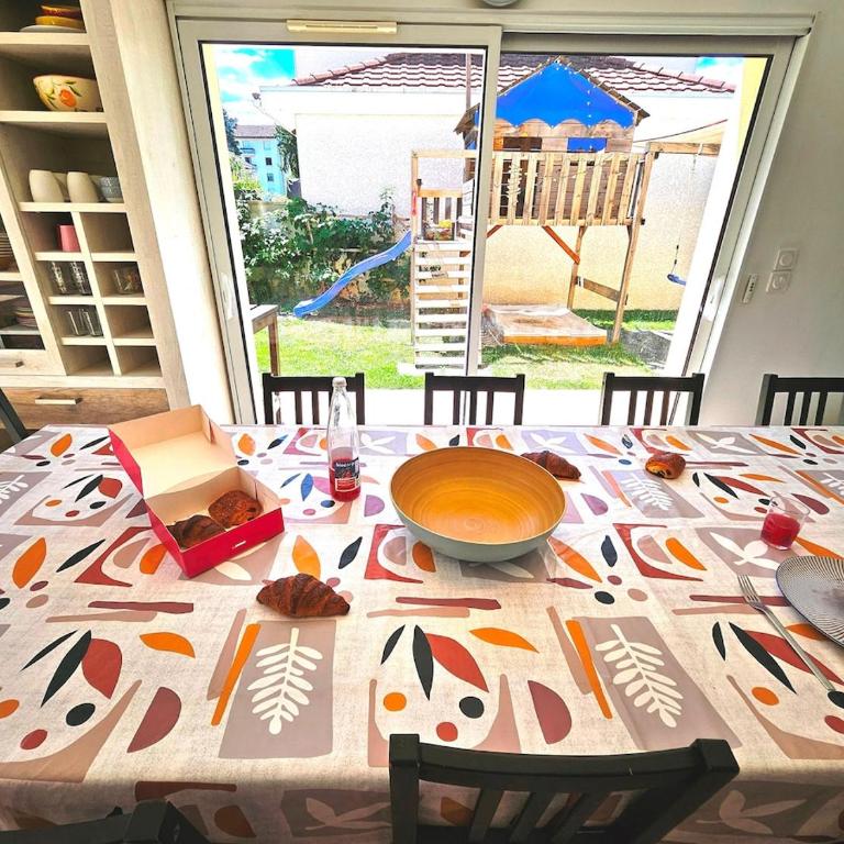 Suréquipée avec cuisine extérieure, climatisation - Villa - Vue sur Jardin - 7