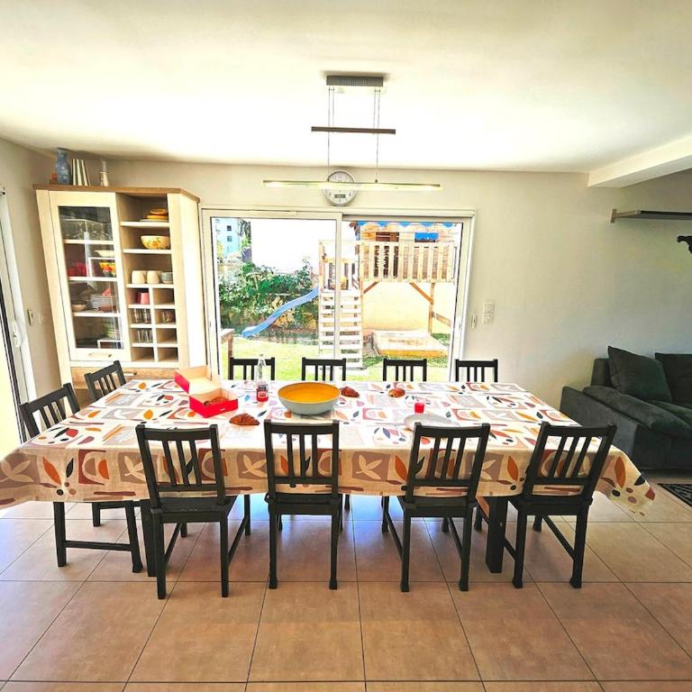 Suréquipée avec cuisine extérieure, climatisation - Villa - Vue sur Jardin - 37