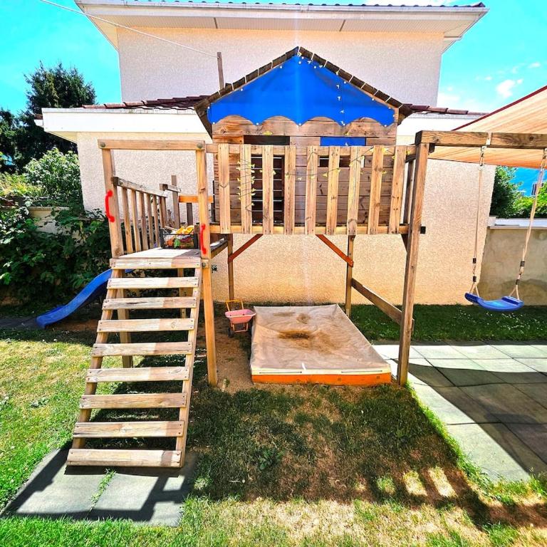 Suréquipée avec cuisine extérieure, climatisation - Villa - Vue sur Jardin - 41