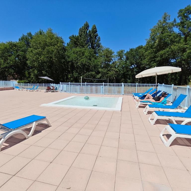 Charmante Maison Duplex en résidence avec piscine à Monflanquin - Maison 2 Chambres - 66