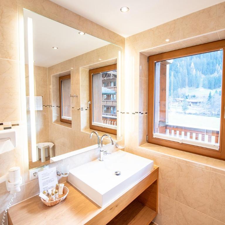 Hotel zum grünen Tor - Junior Suite - 4
