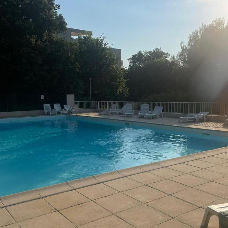 Apartment with residential pool - Appartement 1 Chambre - 17