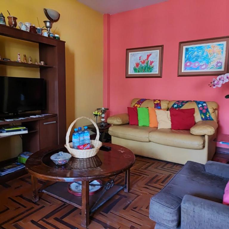 Casa de Manolo - Two-Bedroom Apartment - 4