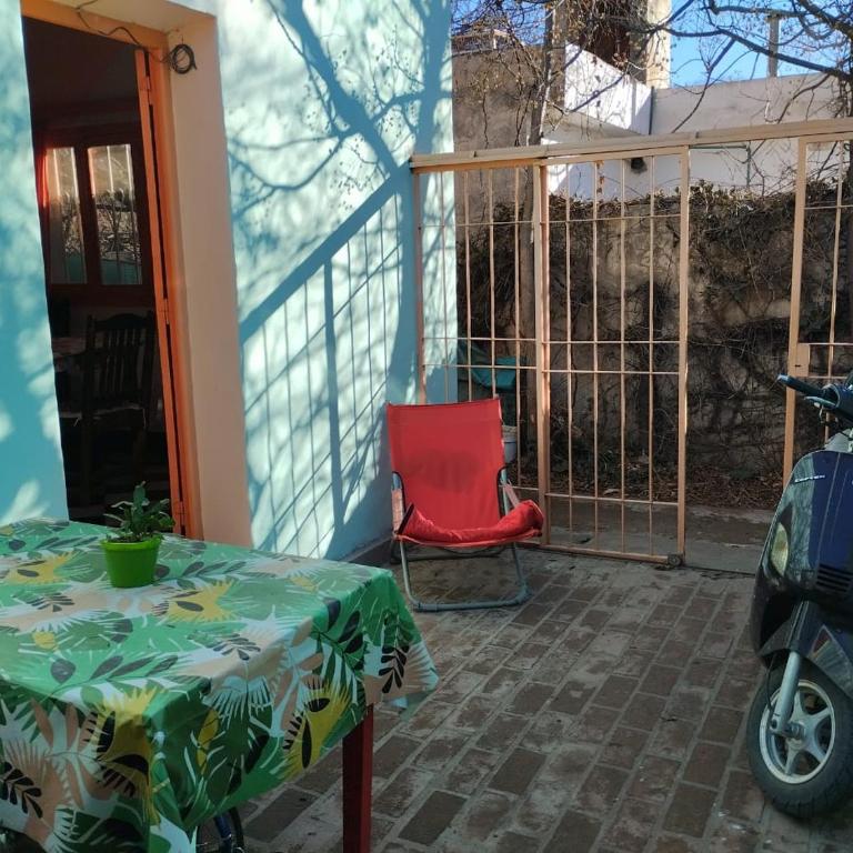 Estrella Vladimir Hostel - Habitación Cuádruple - vistas al jardín - 12