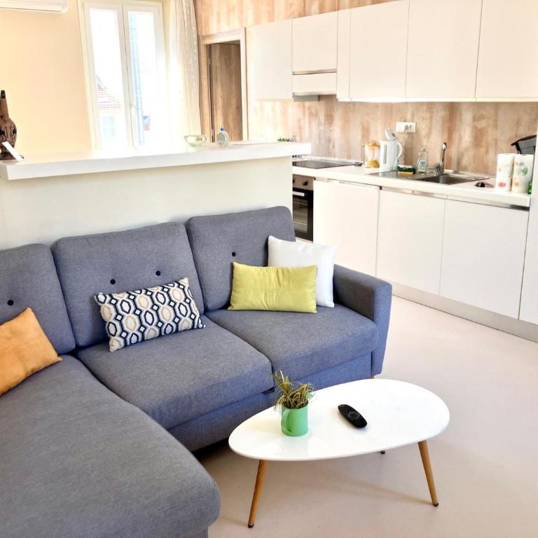 3 ROOMS - DOWNTOWN CANNES - 2 MIN FROM PALAIS Festivals - Apartment mit 2 Schlafzimmern - 5