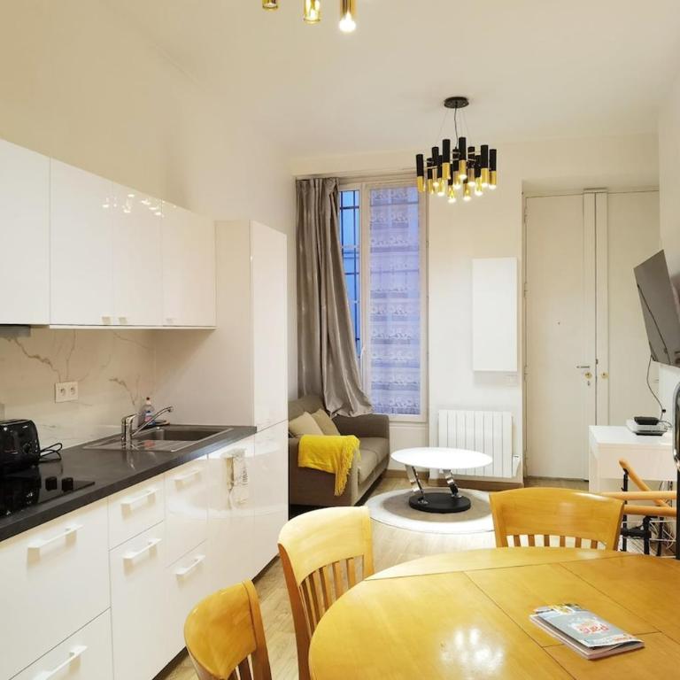 Le Marais Sunshine Apt 5 bdrs 3 mins to metro N3-10 - Appartement 5 Chambres - 10