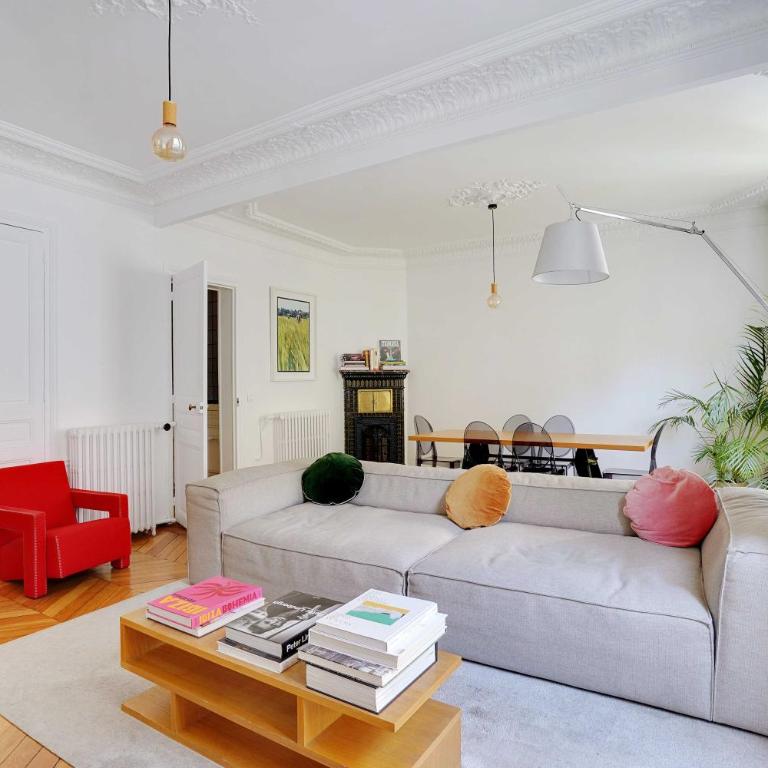 Charming apartment- 2BR-4P- Parc Monceau - Appartement 2 Chambres - 2
