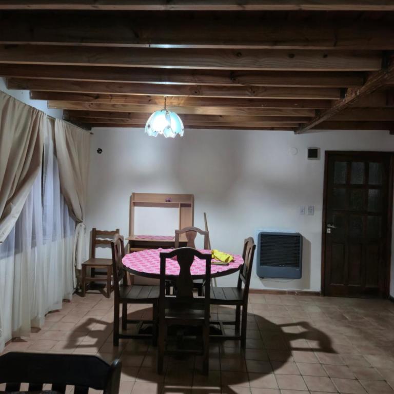 Hospedaje Martínez - Casa de 3 dormitorios - 4