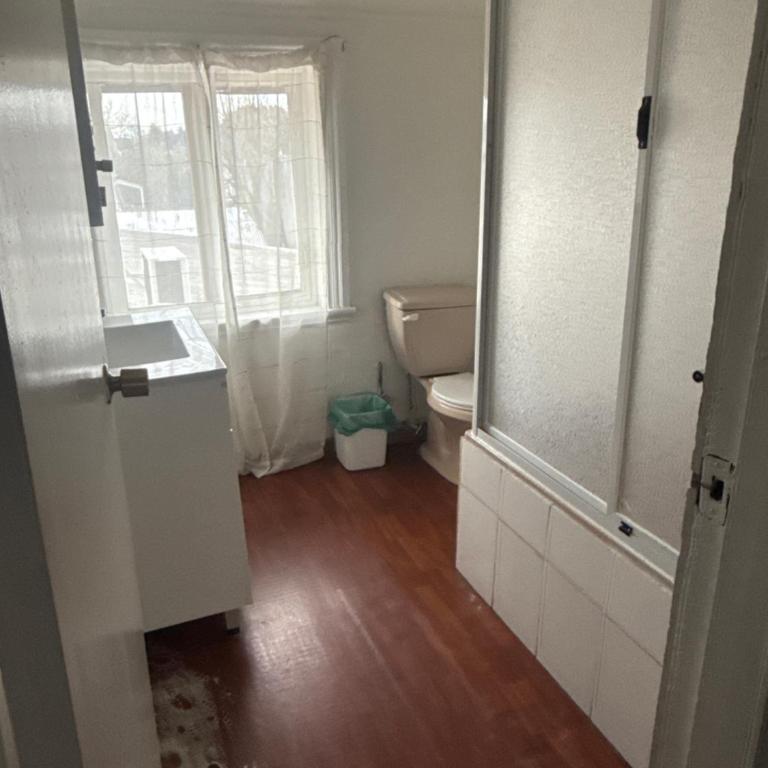 Hostal Papo - Economy Triple Room with Shared Bathroom - 1
