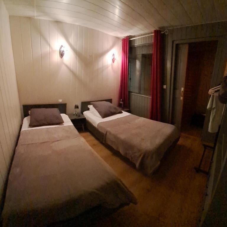 Les VIGNEAUX Hautes Alpes, Appartement 4 personnes, avec belle terrasse - Appartement 2 Chambres - 24