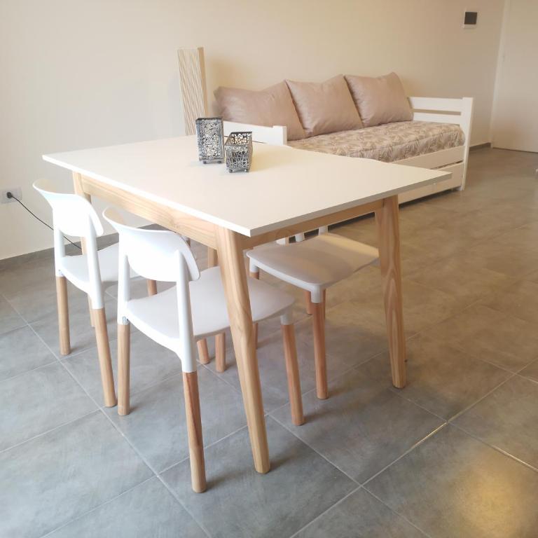 DeptoViamonte - 1 Dormitorio, Balcón y Cochera - One-Bedroom Apartment - 13