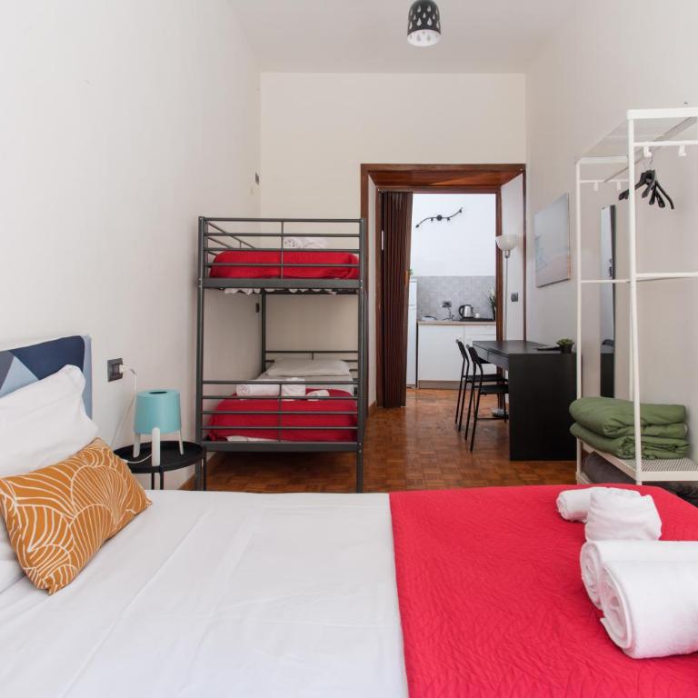 Inside Chiaia Rooms - Camera Familiare Deluxe - 22