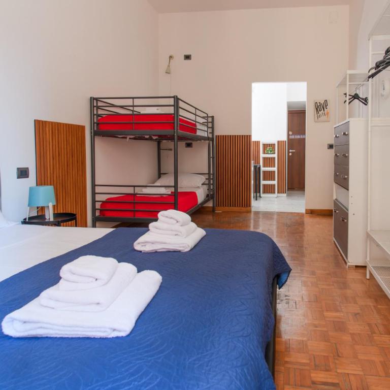 Inside Chiaia Rooms - Camera Familiare Superior - 21