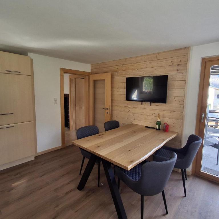 Alpenfeder Hüsli - Apartment mit Blick auf die Berge - 5