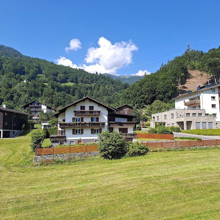 Alpenfeder Hüsli - Apartment mit Blick auf die Berge - 1
