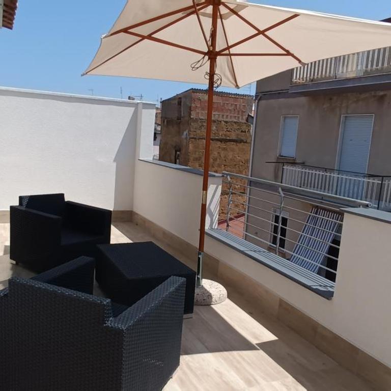 Ottolune Accomodations - Camera Matrimoniale con Terrazza - 2