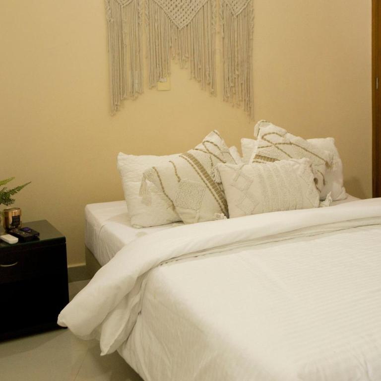 A sophisticated space in the middle of "El Laguito" - Two-Bedroom Apartment with Balcony and Sea View - 21