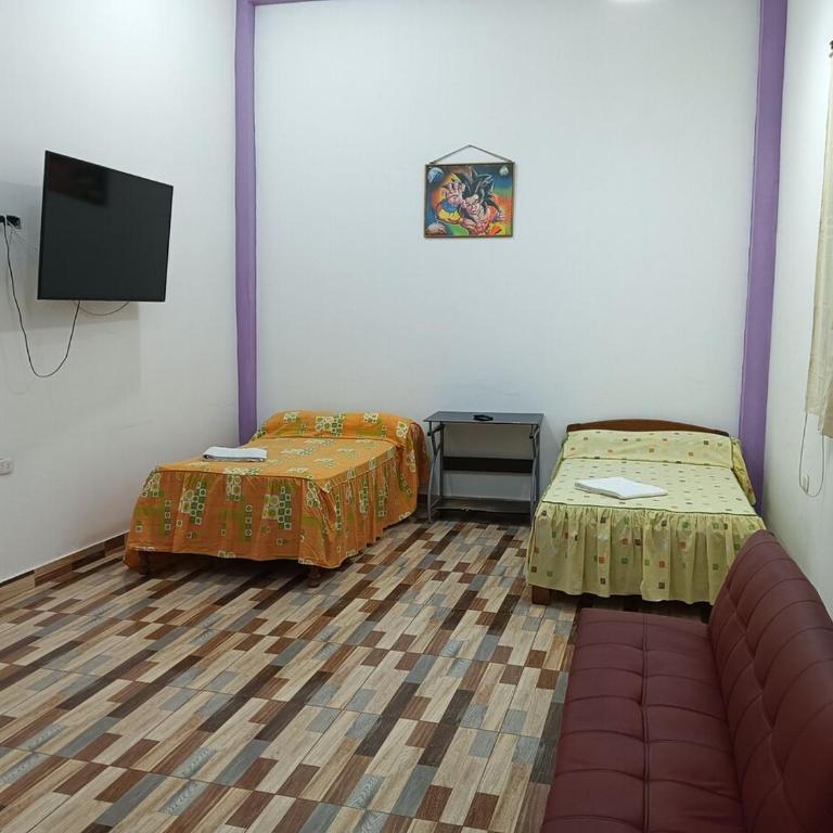 Hospedaje La Casa del Sol - Two-Bedroom House - 13