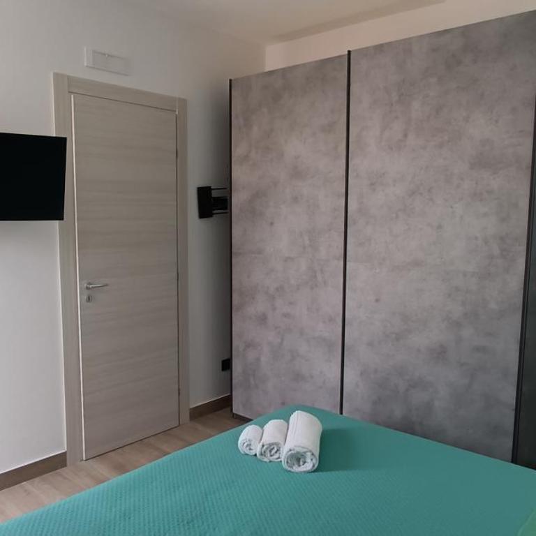 Ottolune Accomodations - Camera Matrimoniale con Terrazza - 9