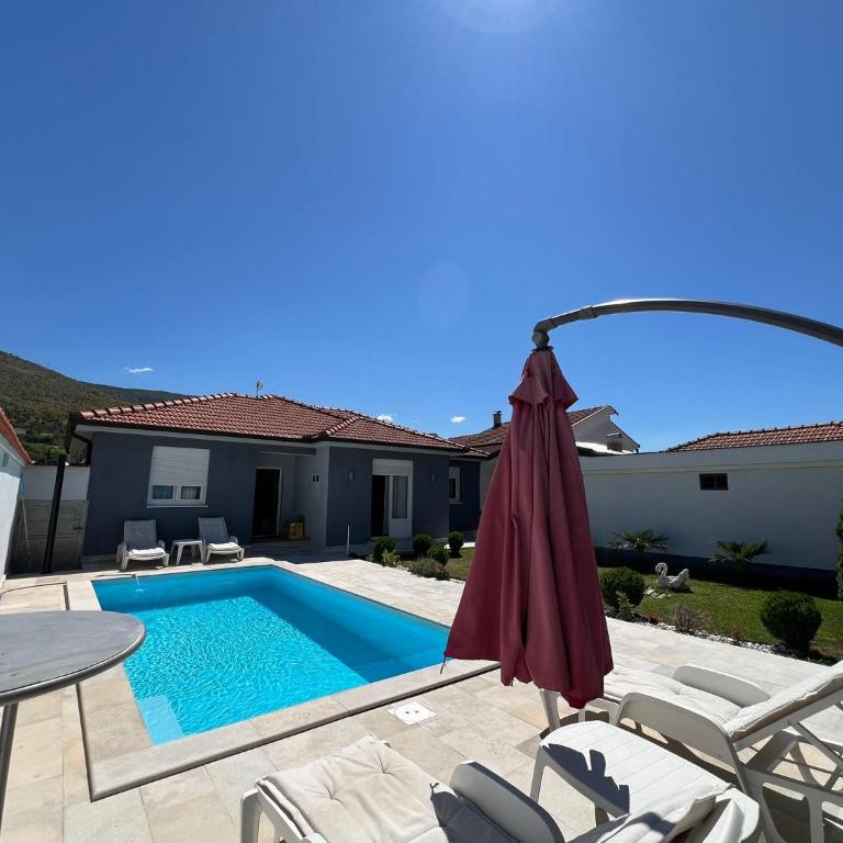 Vila Dolce Vita Mostar - Villa with Private Pool - 2