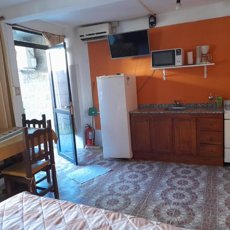 Maymahuén Bungalows - Habitación Triple Básica - 1