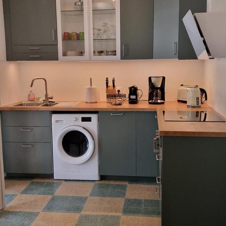 Frisch renovierte klimatisierte Ferienwohnung - nur 100 m vom Strand entfernt - Appartement Familial 2 Chambres - 5