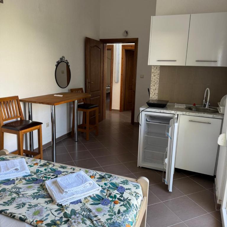 Apartmani Sutomore - Apartman sa 1 Spavaćom Sobom - 2