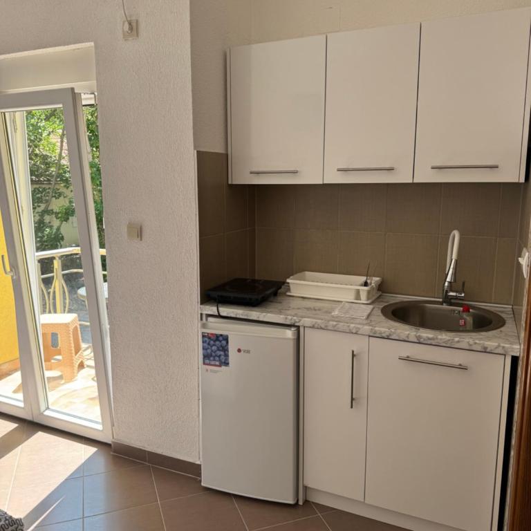 Apartmani Sutomore - Apartman sa 1 Spavaćom Sobom - 4